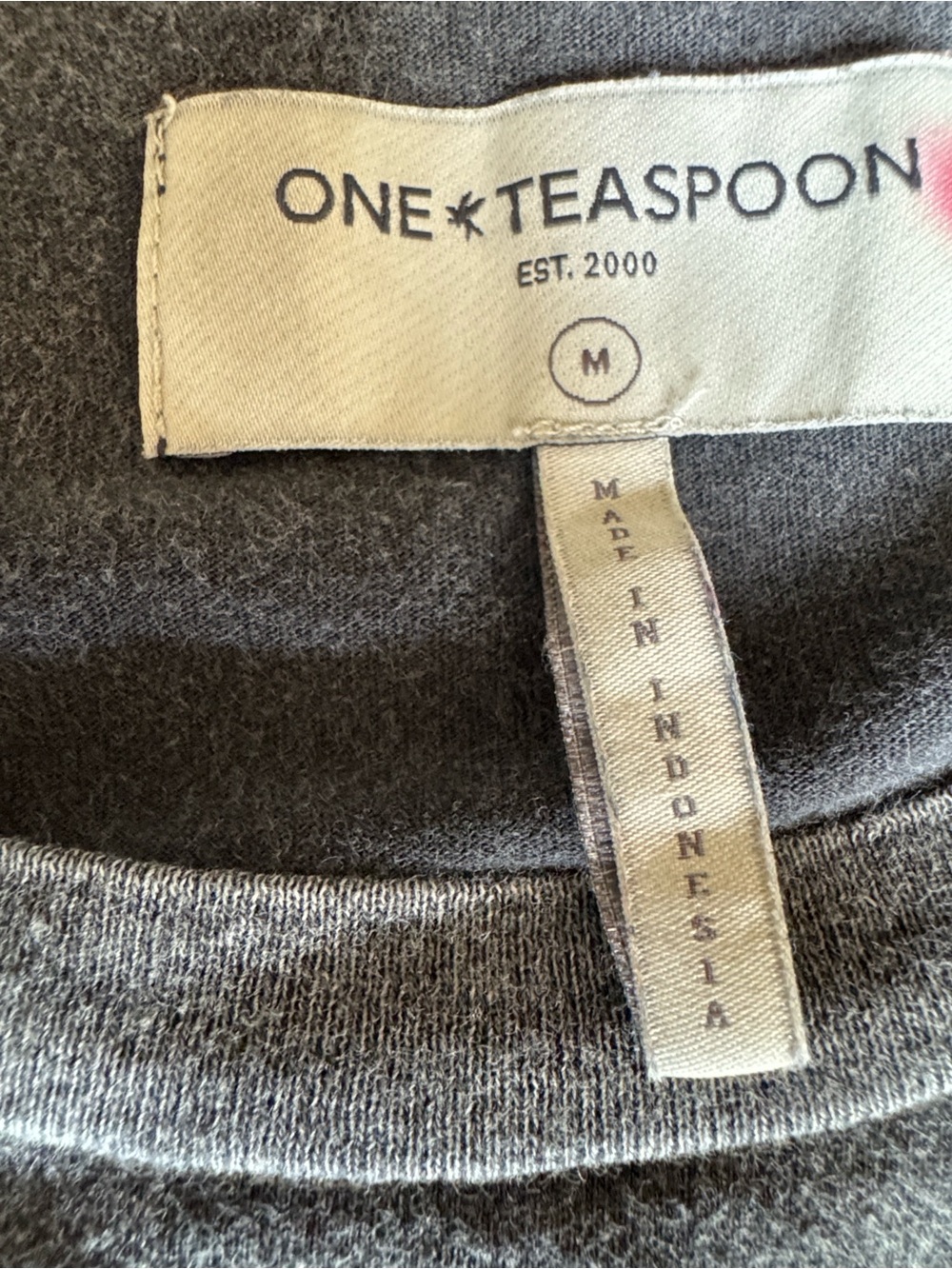 One Teaspoon Oversized Faded Black Denim Star Sweatshirt - Picture 7 of 8